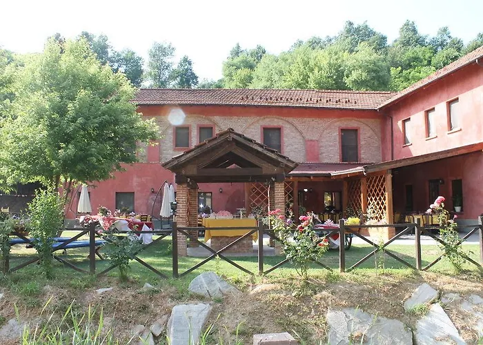 La.ti.mi.da. Vakantieboerderij Cassine